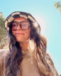 Food Influencer Rebecca Wylie Simms Dies at 39 Mourning by Mandy Moore